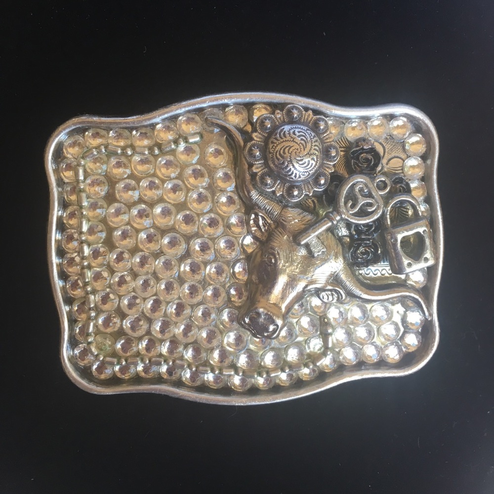 Western bling buckle